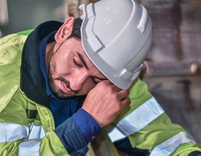 Profissional de engenharia buscando crescimento de carreira após 4 anos na mesma função